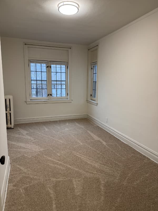 2218 N Summit - Apartment - 11