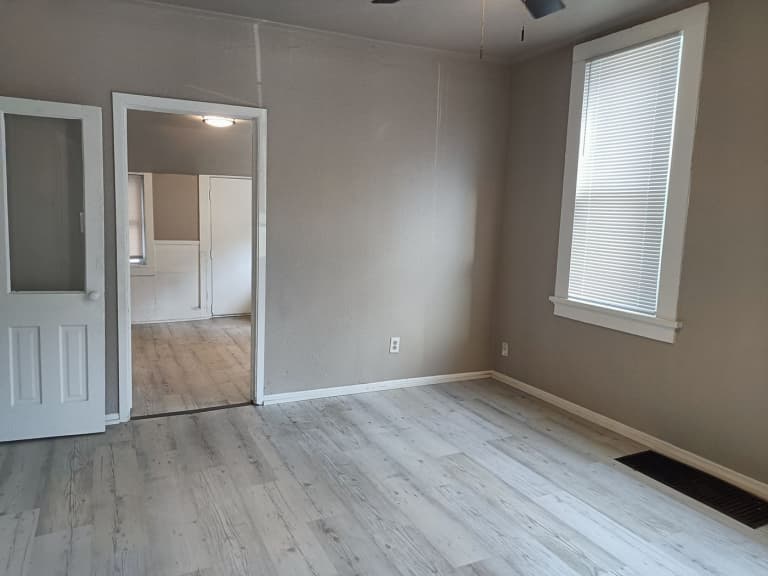 undefined apartments for rent - image - large (6).jpg