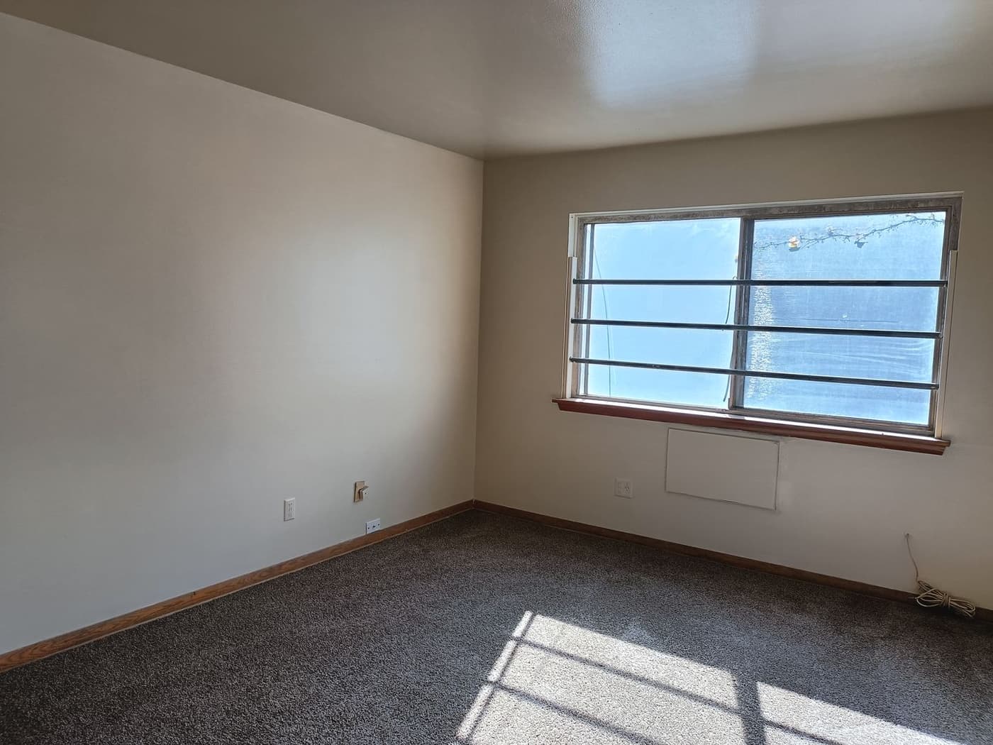 853 N. 23rd St. - Apartment - 6