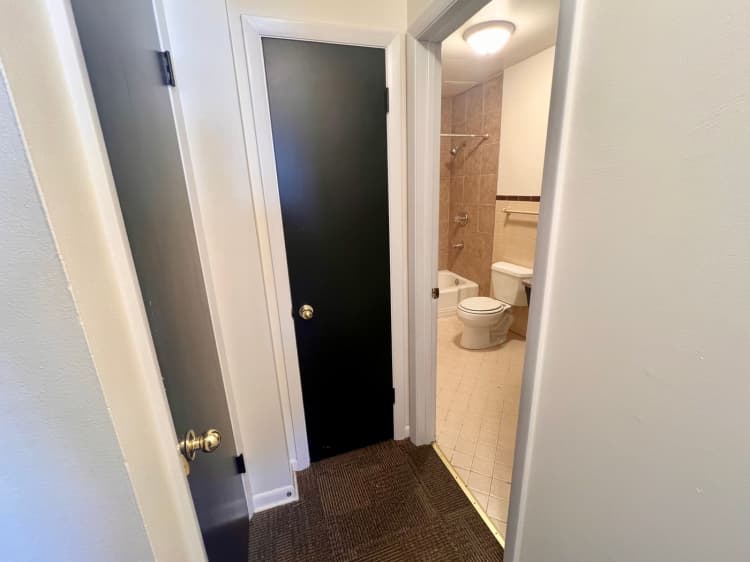 undefined apartments for rent - image - large (10).jpeg