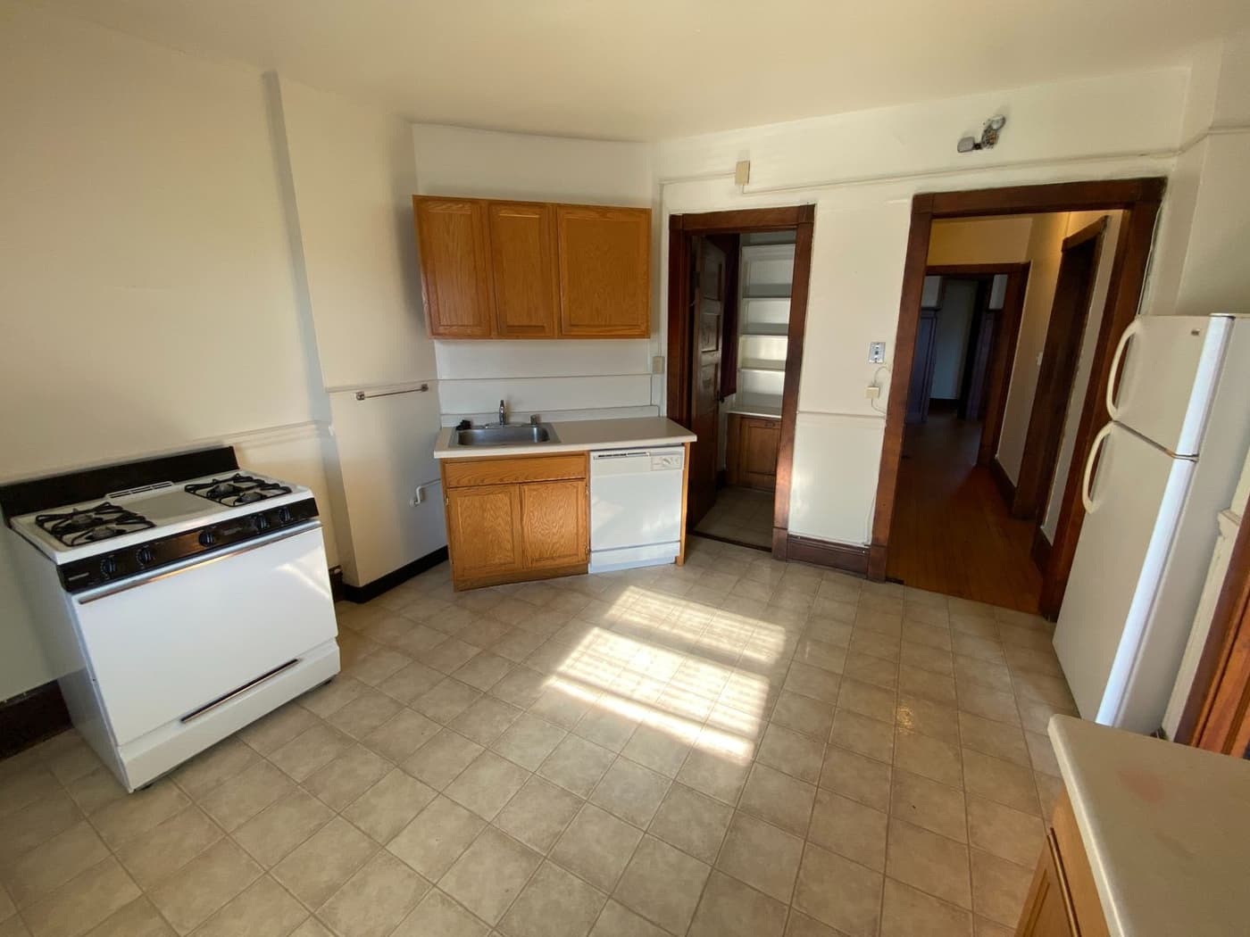 1838 Oakland - Apartment - 29
