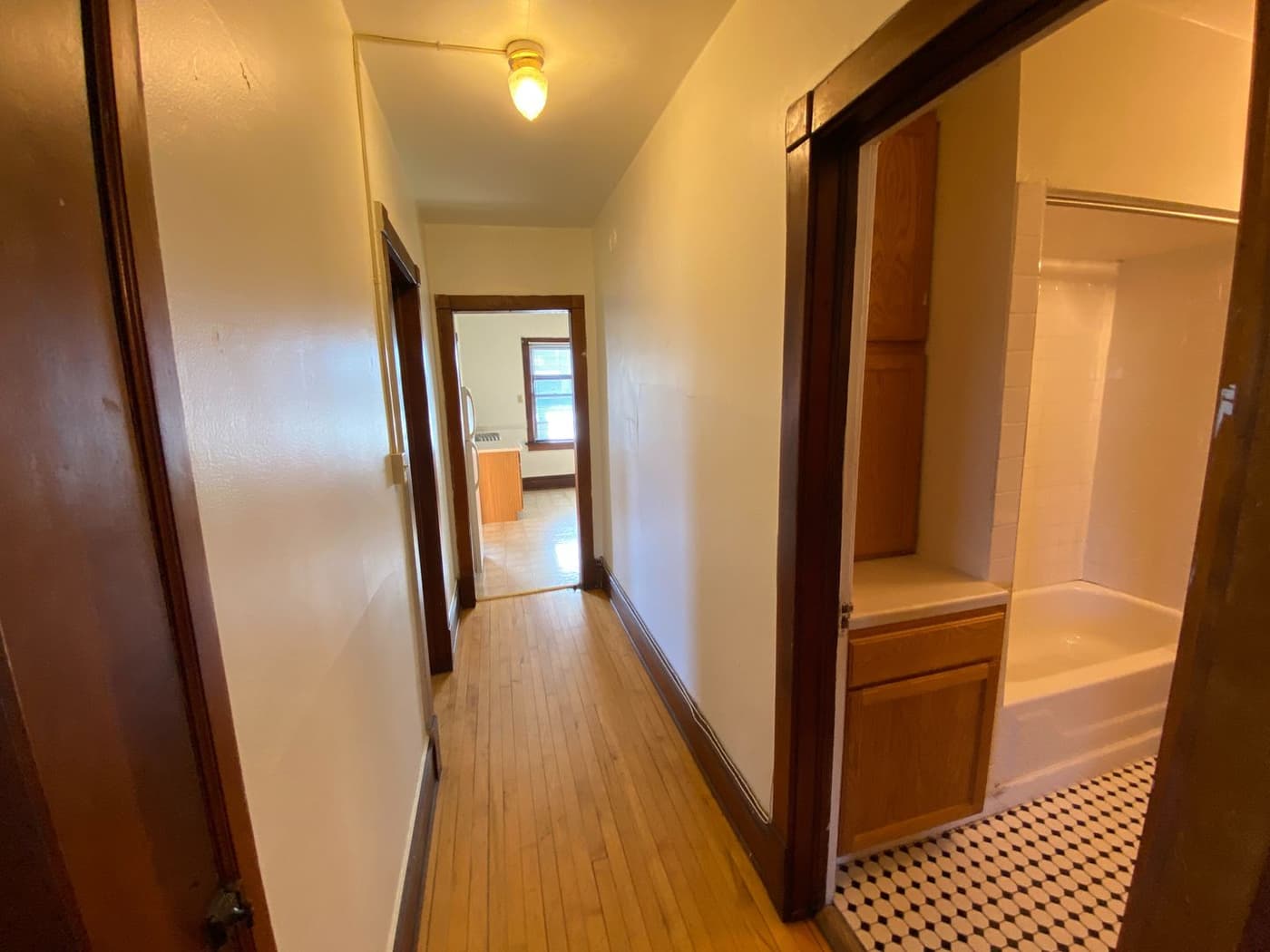 1838 Oakland - Apartment - 25