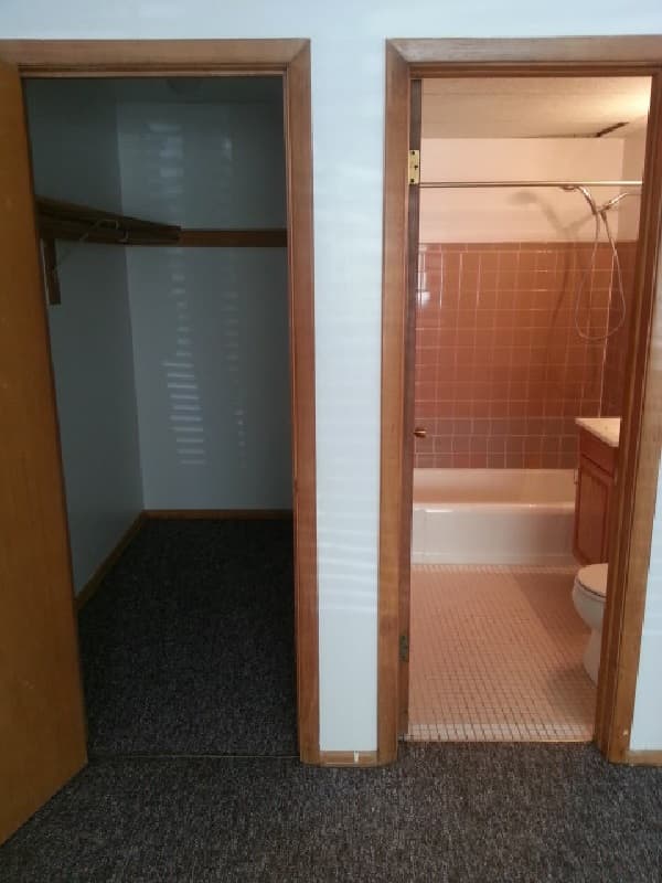 Whitnall/Kansas - Apartment - 4