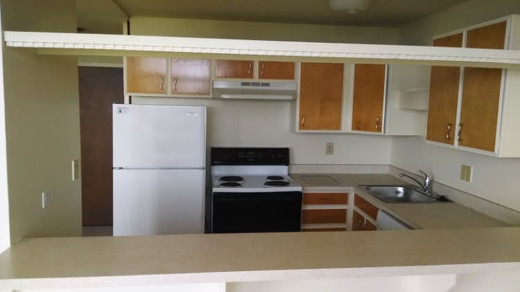 Milwaukee County apartments for rent - image - KIT 3.jpg