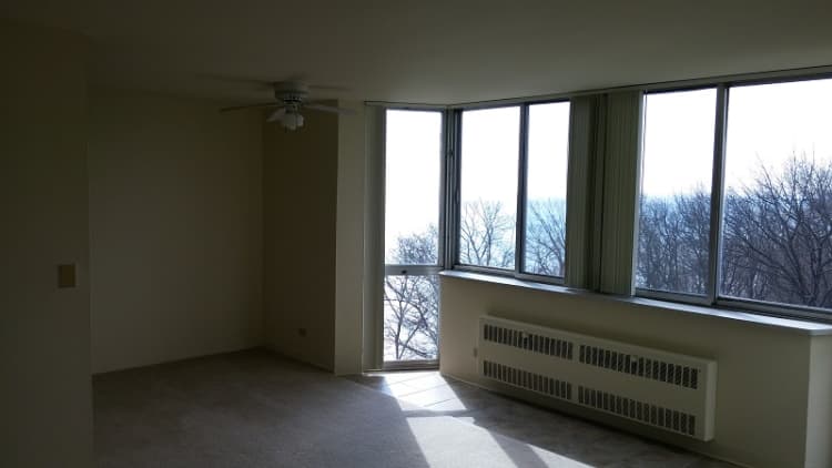 Milwaukee County apartments for rent - image - LST2bdlr.jpg