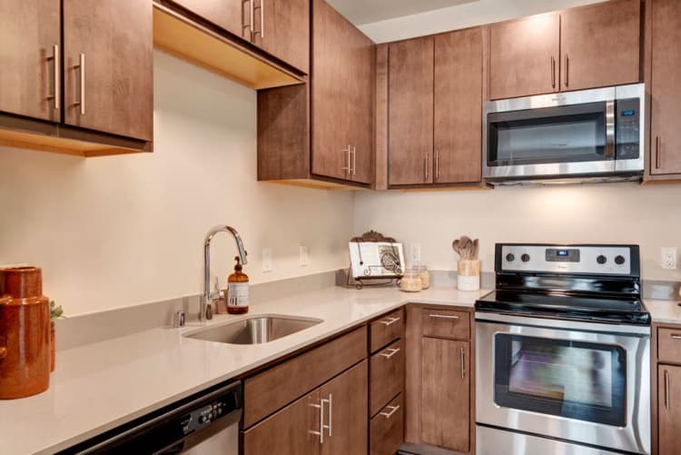 Milwaukee County apartments for rent - image - 27971124