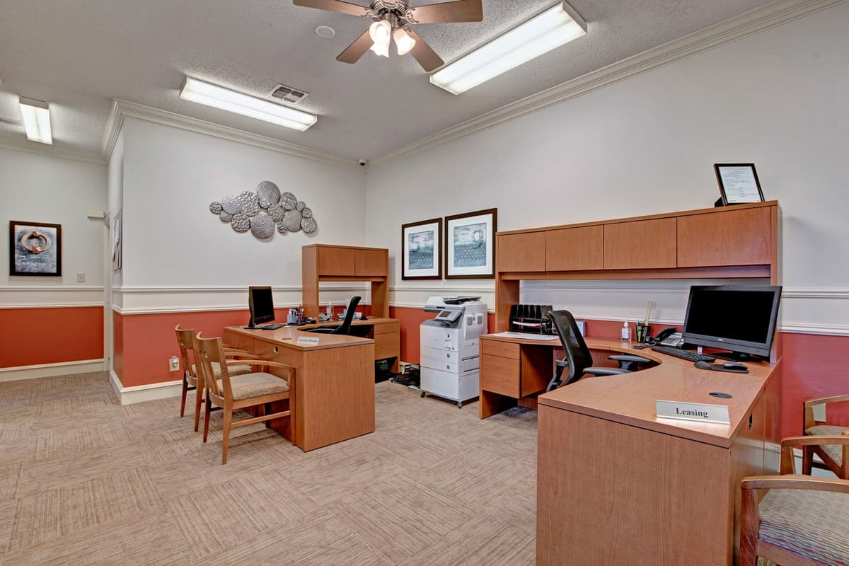 St. James Place - Apartment - 8