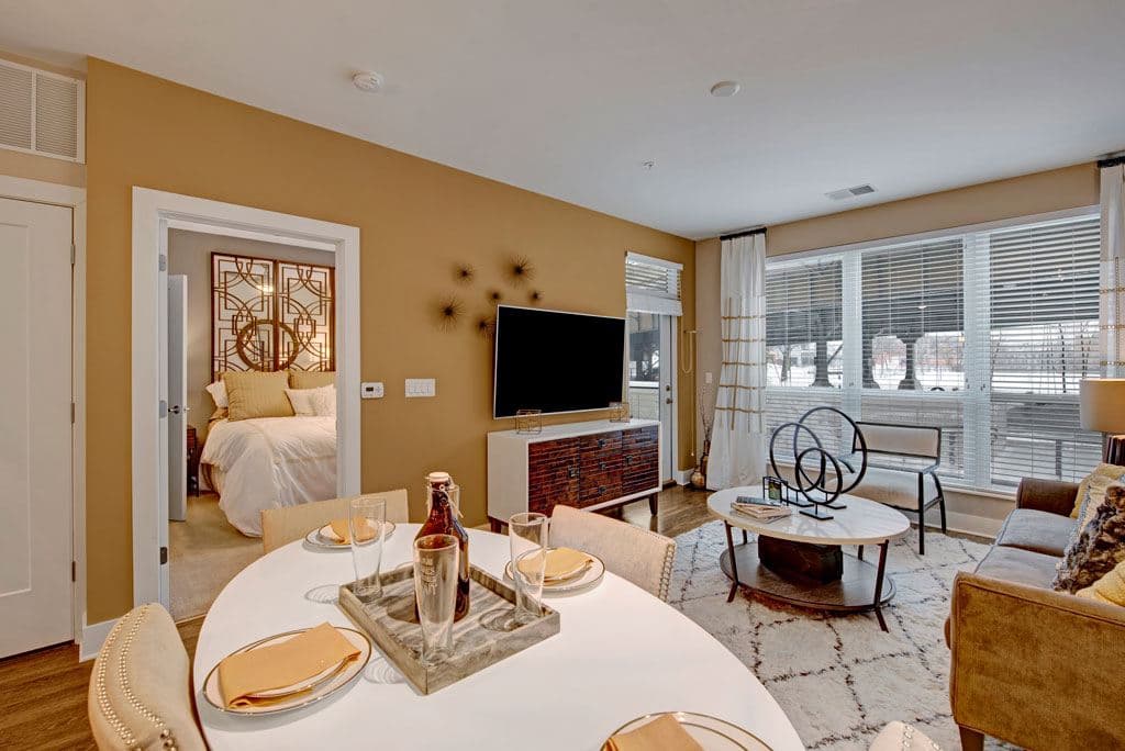 Milwaukee County apartments for rent - Property image - River House - 3