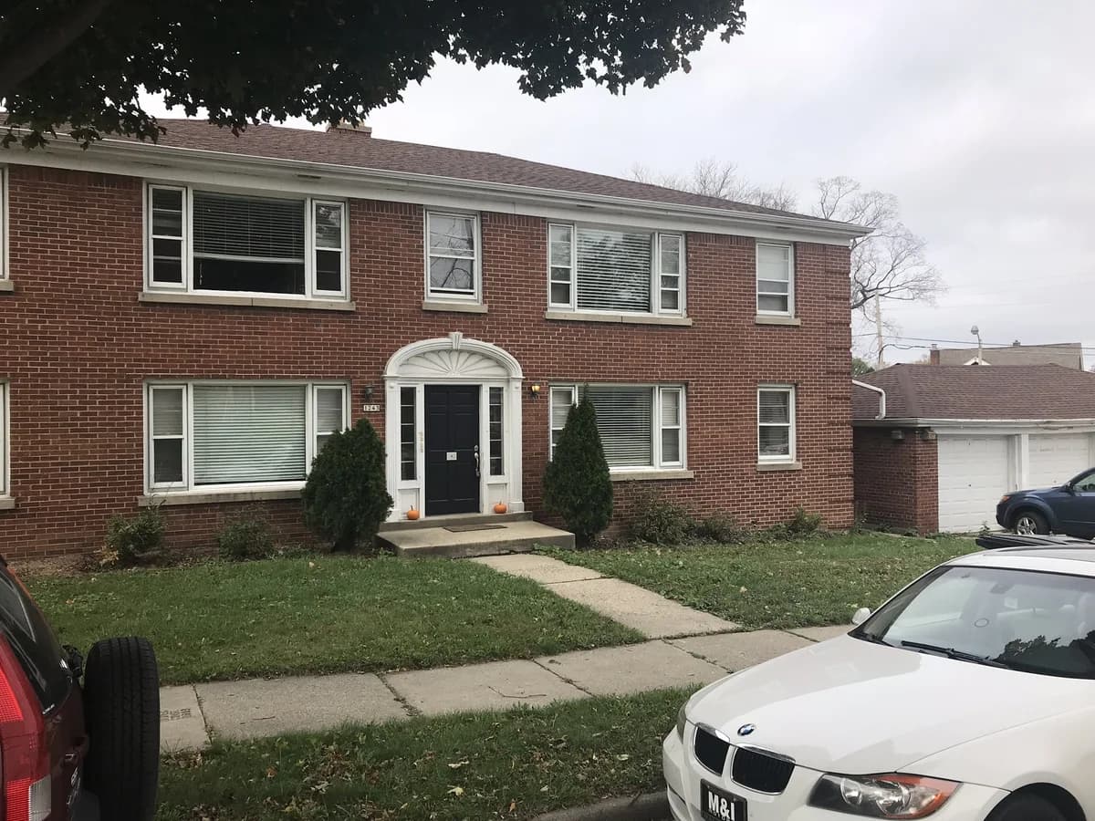 Milwaukee County apartments for rent - Property image - 1243 Glenview Ave (4 unit) - 2