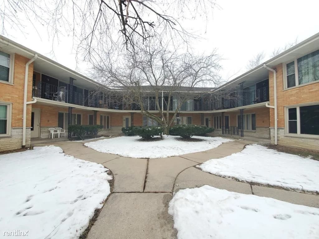 Milwaukee County apartments for rent - Property image - 7343 N Teutonia Ave - 16 Unit - 2