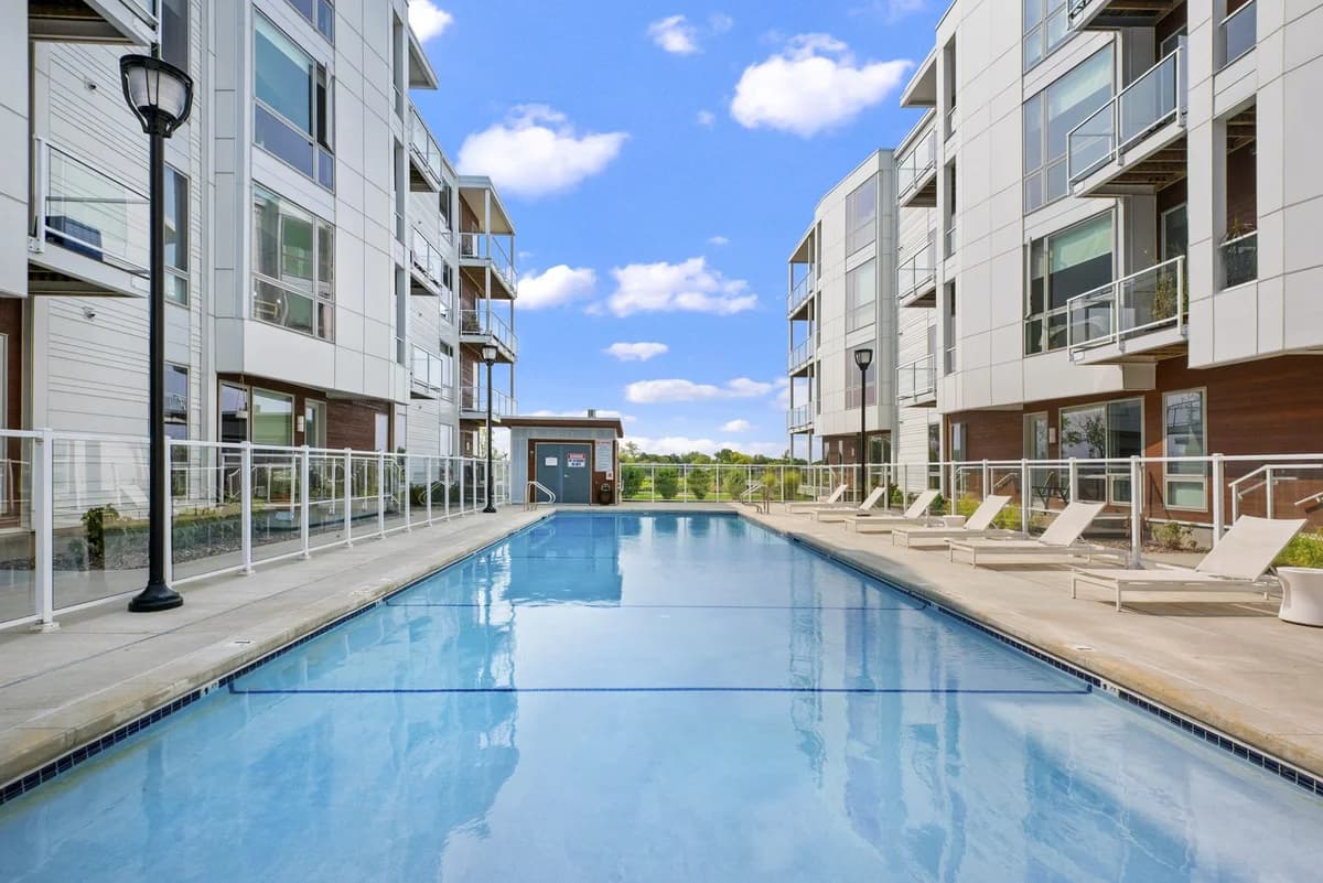 Emerald Row Apartments - Apartment - 8