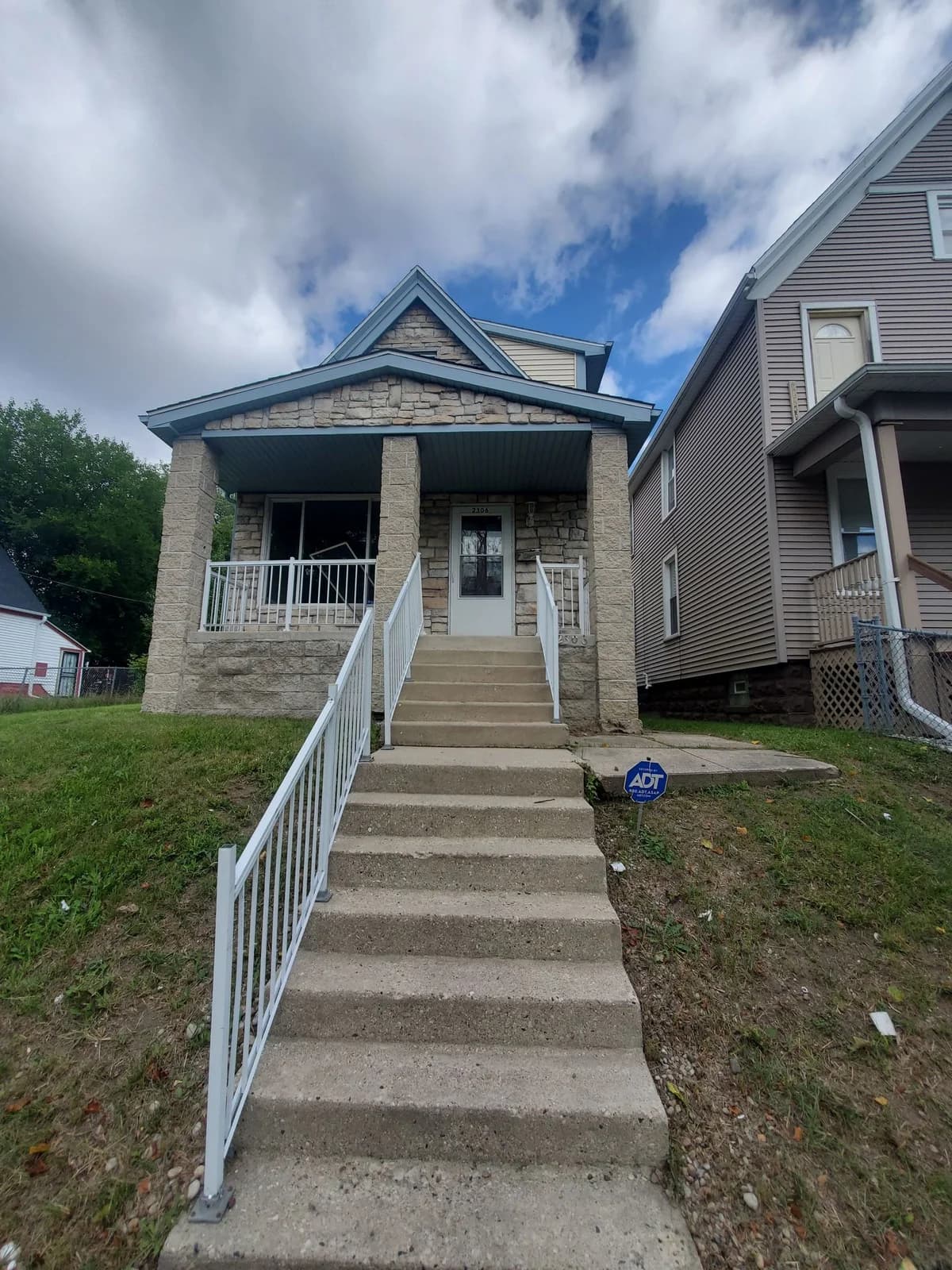 2306 W. Vine St. (Single Family) - property-image-1791882985569.jpg