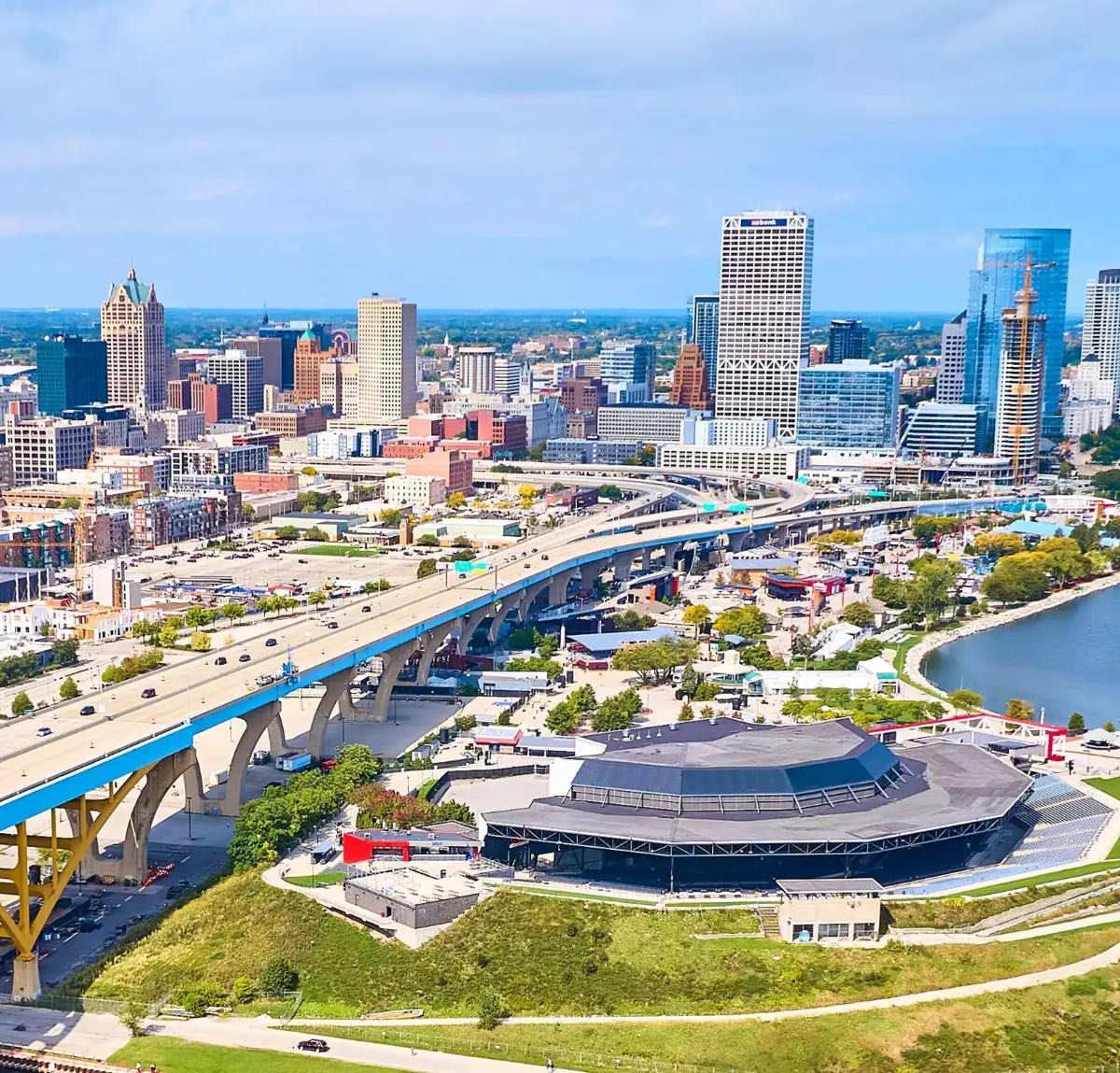 Milwaukee County apartments for rent - image - housing rental site city Image