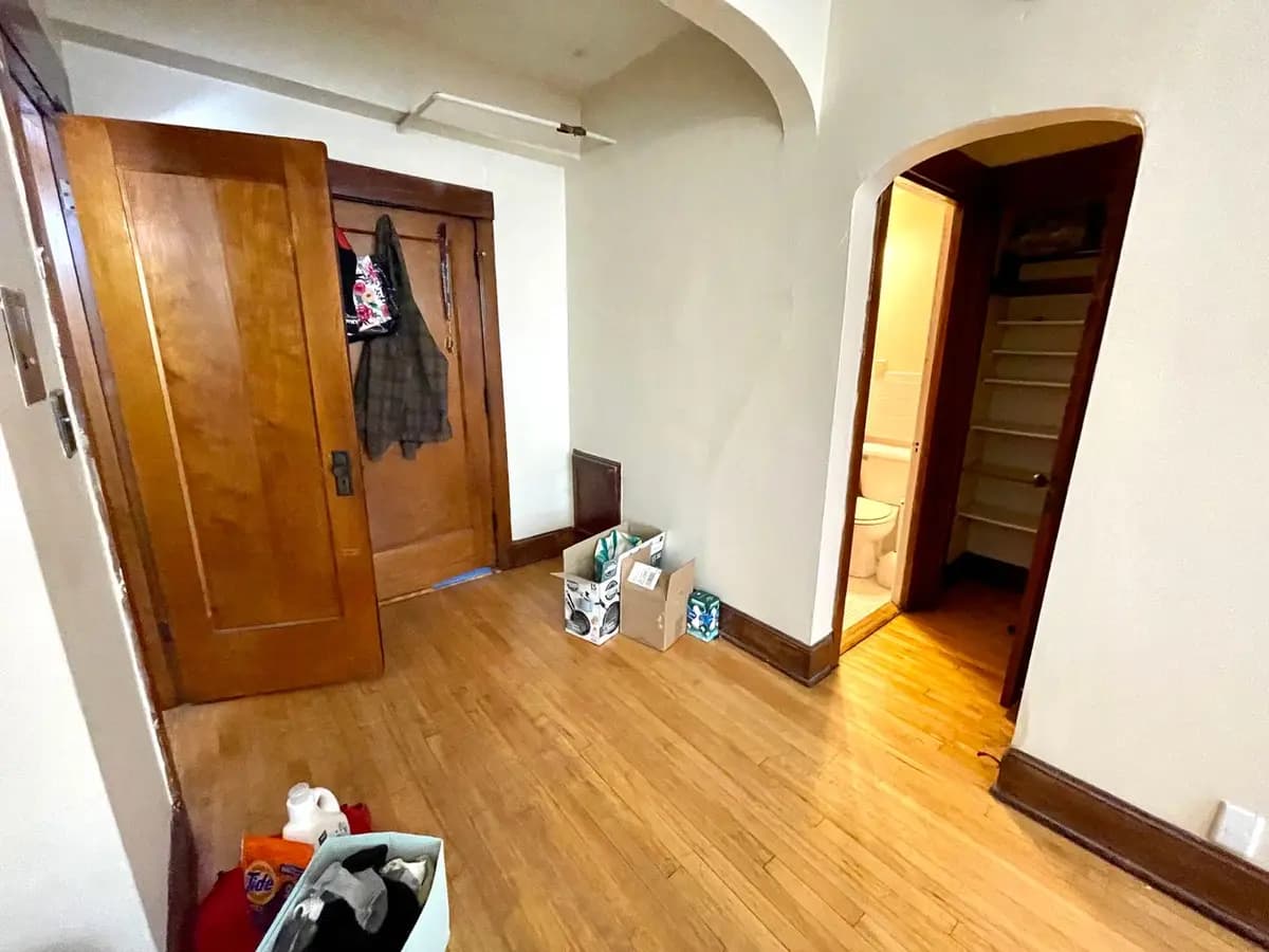 undefined apartments for rent - image - large (4).jpeg - 2