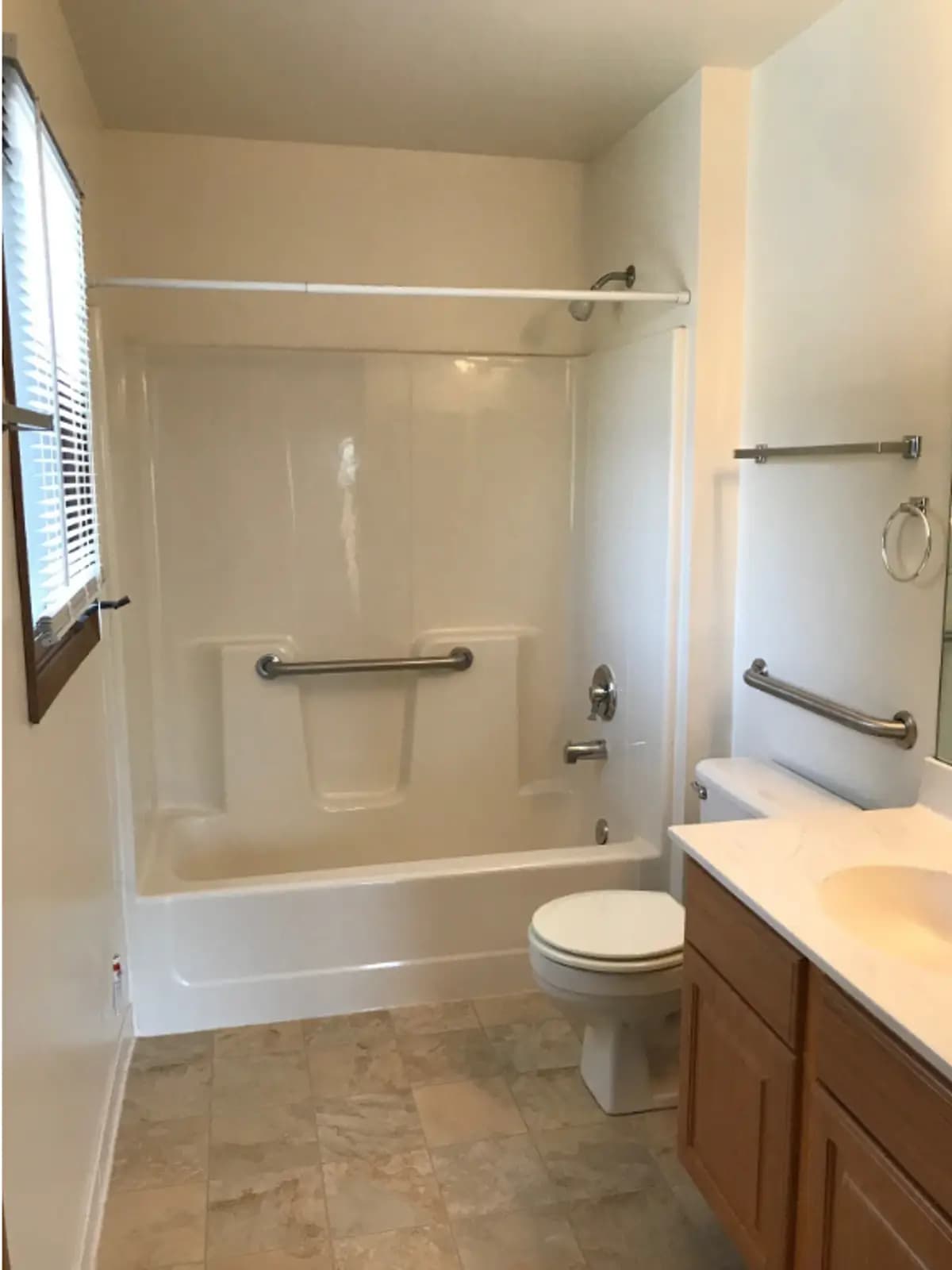 Centennial Park Apartments - Apartment - 14