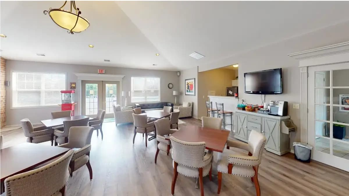 Centennial Park Apartments - Apartment - 2