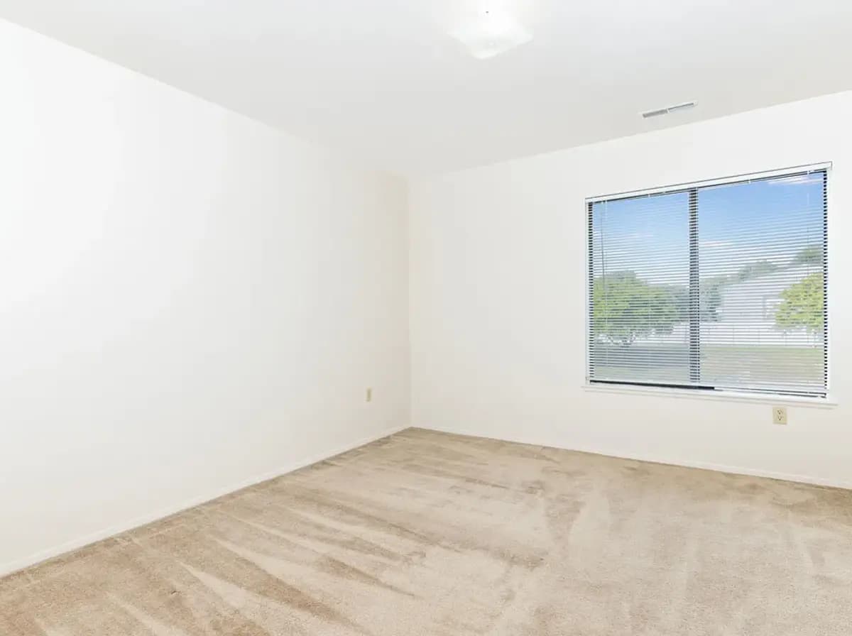 Oak Shores Apartments - Apartment - 18