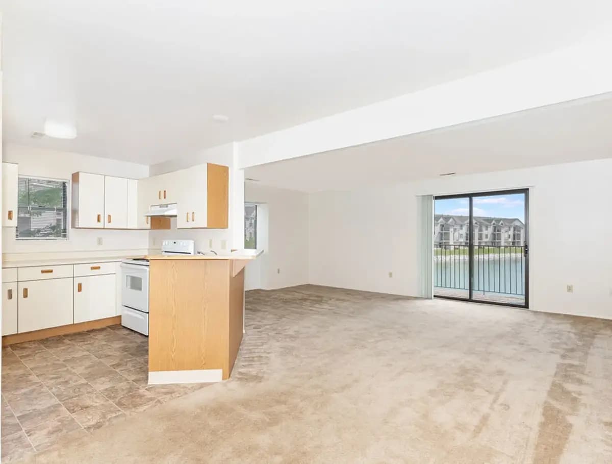 Oak Shores Apartments - Apartment - 4