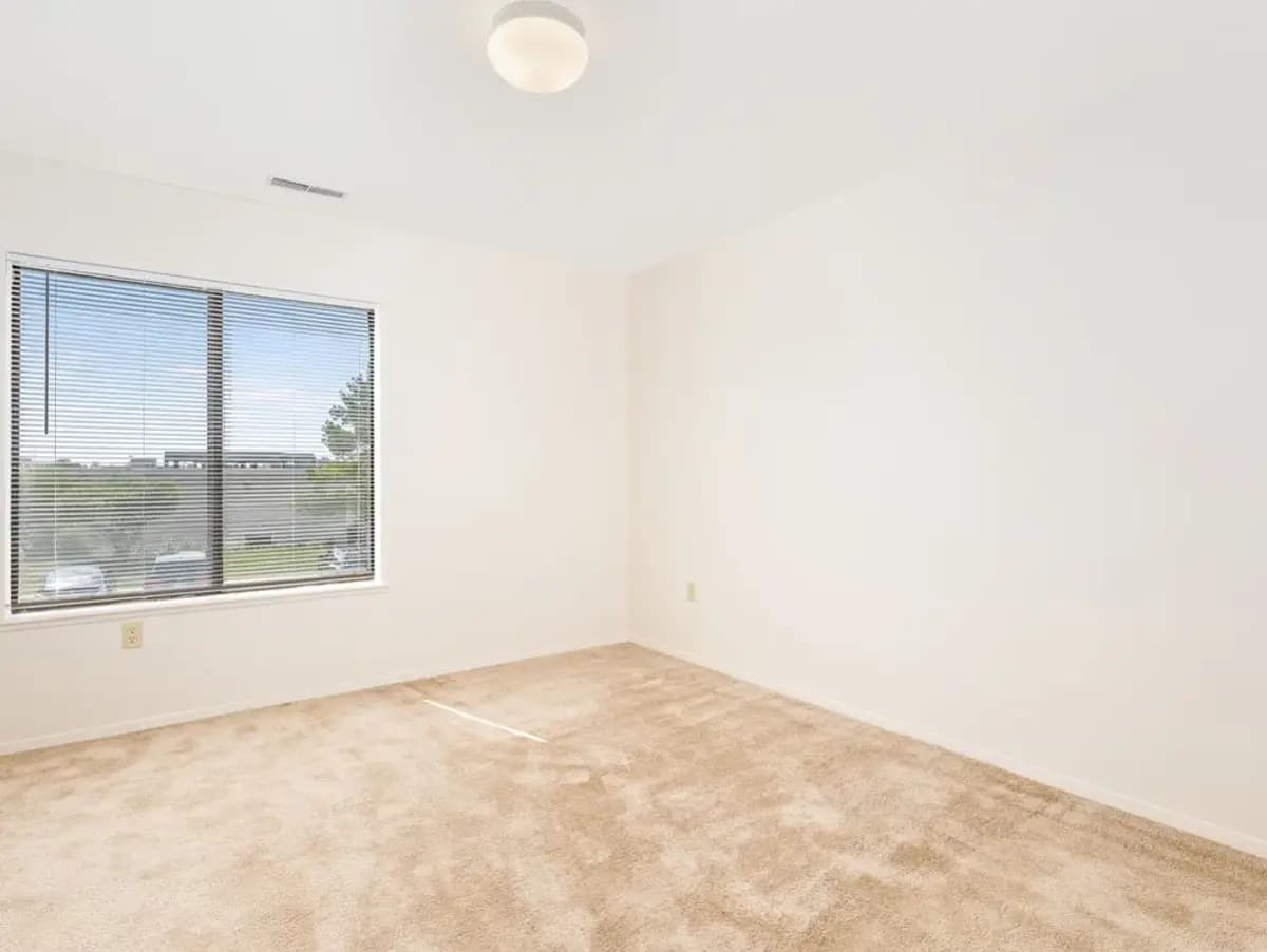 Oak Shores Apartments - Apartment - 9
