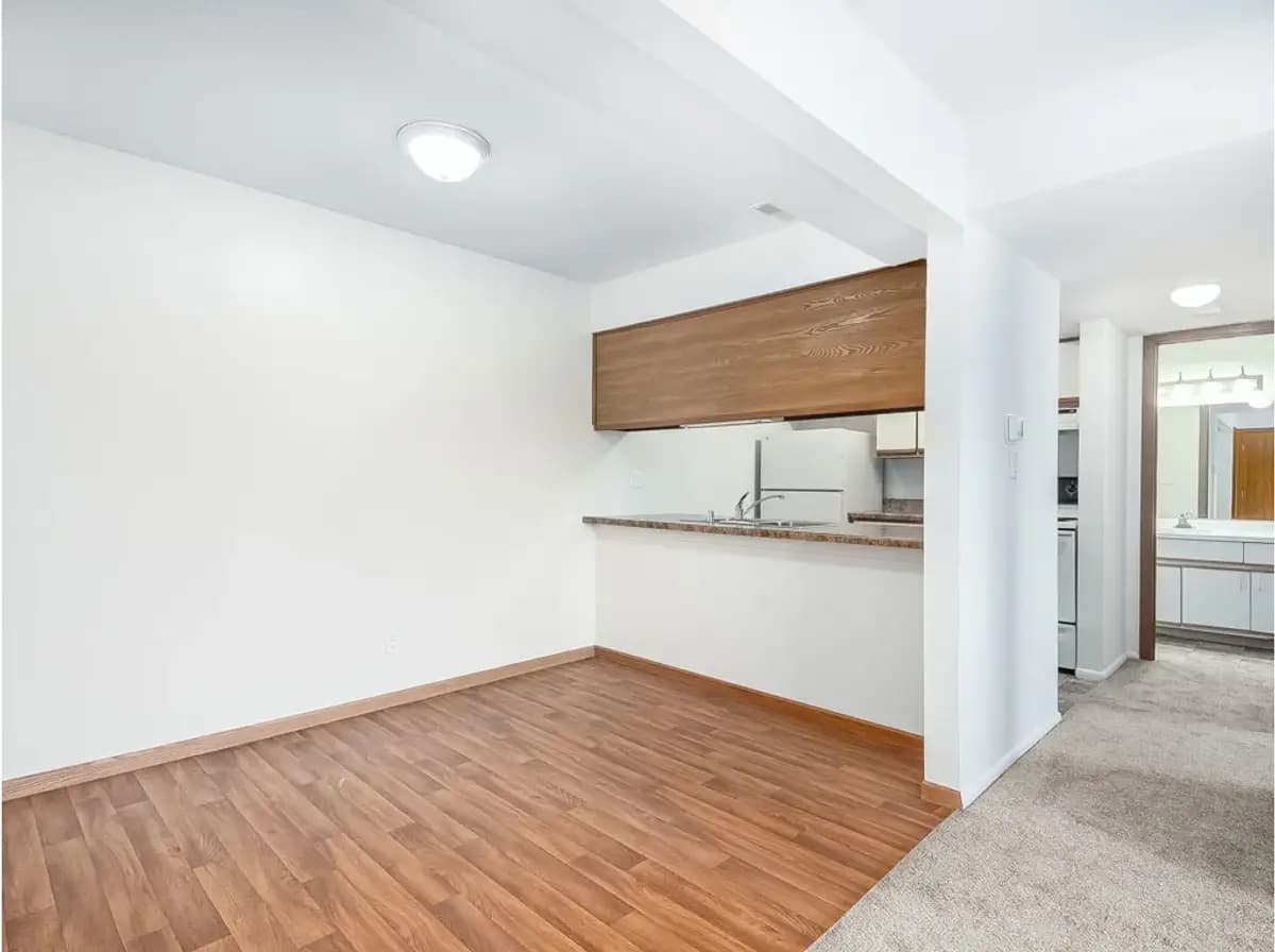 Tanglewood Apartments - Apartment - 16