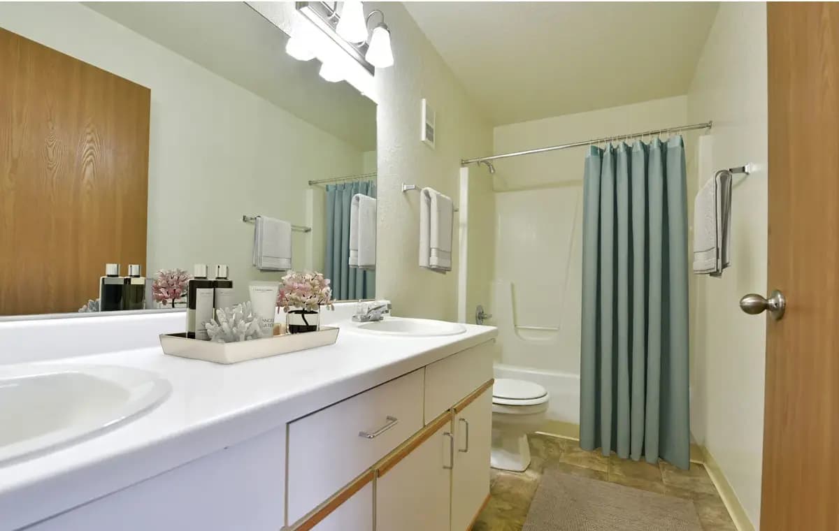 Tanglewood Apartments - Apartment - 22