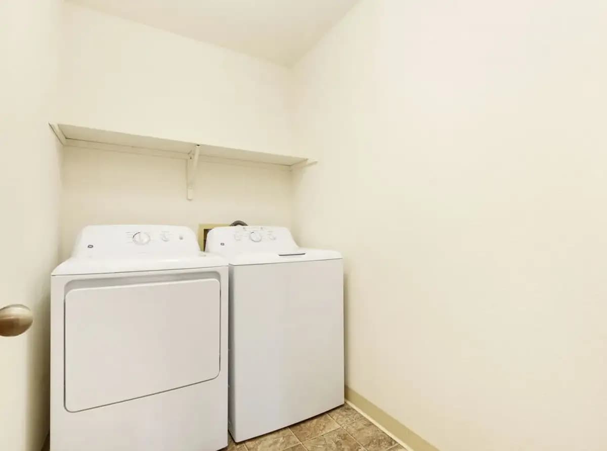 Tanglewood Apartments - Apartment - 9