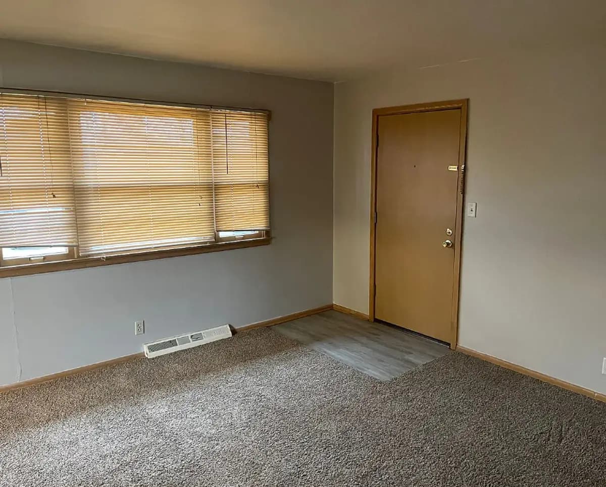 5875-5881 Tower Road - Apartment - 7