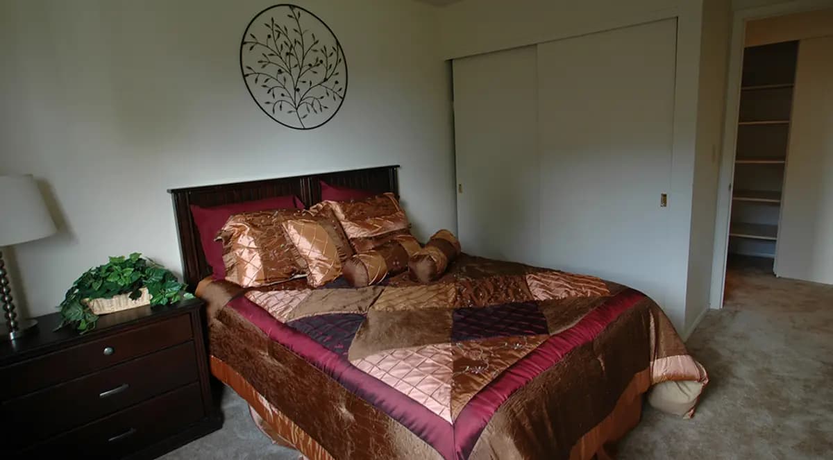 Layton Grove - Apartment - 5