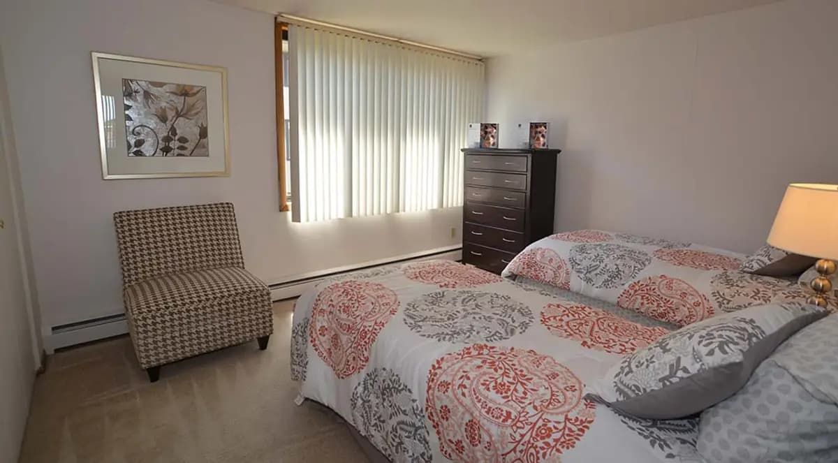Woodland Court - Apartment - 4