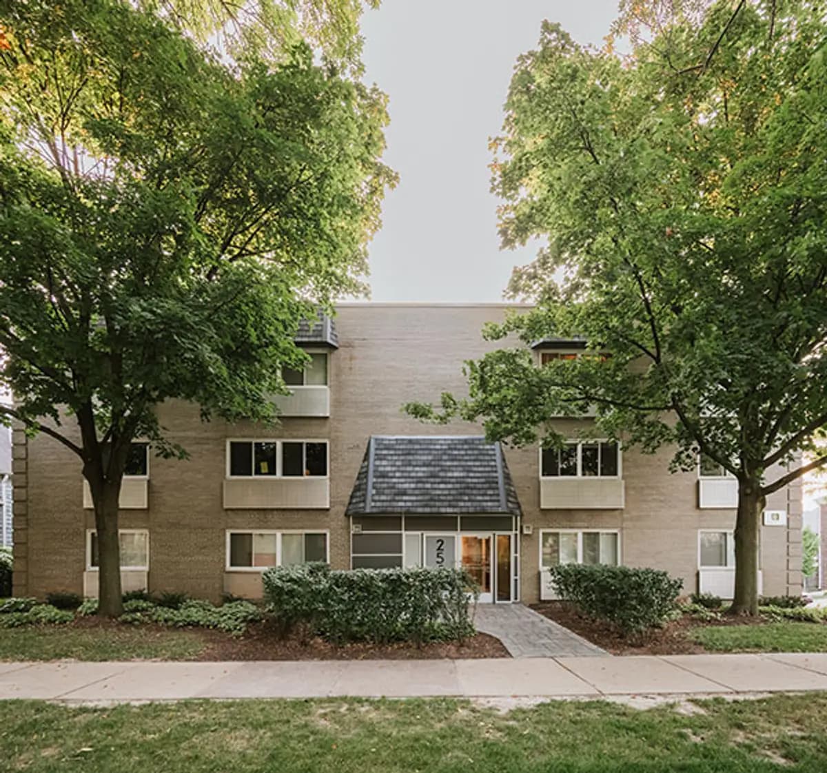 2545 N. Frederick Ave. | Milwaukee, WI 53211 - Apartment - 2
