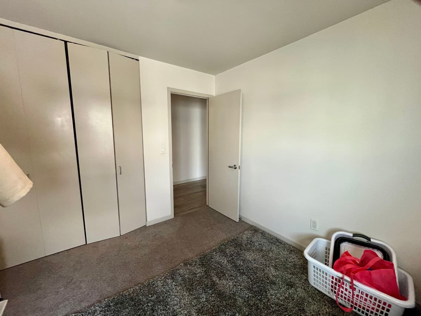 undefined apartments for rent - image - large (18).jpeg - 1