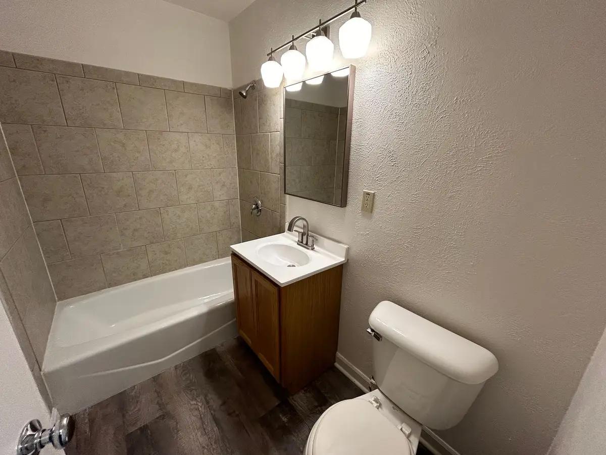 undefined apartments for rent - image - large (19).jpeg - 3