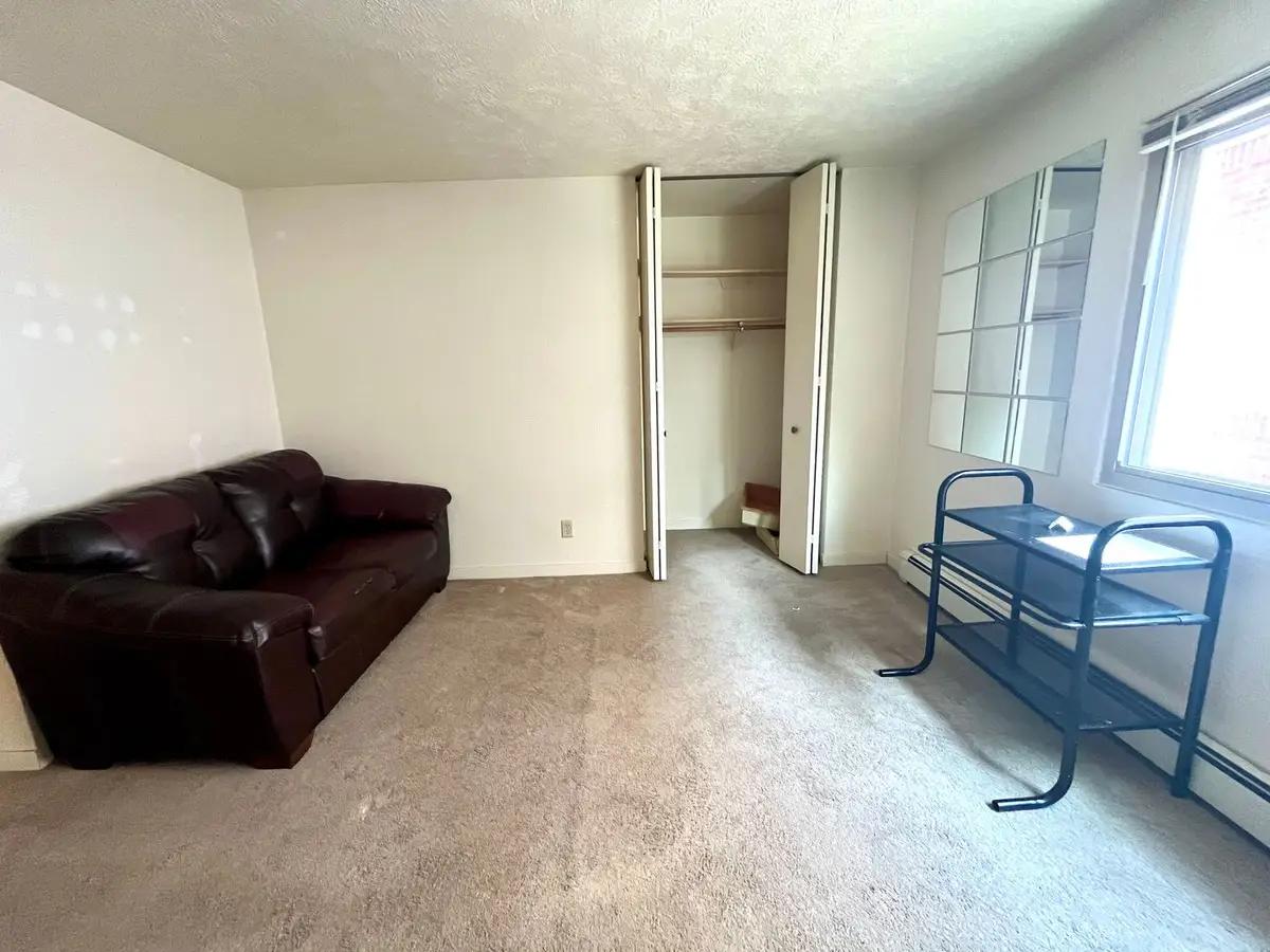undefined apartments for rent - image - large (23).jpeg - 3
