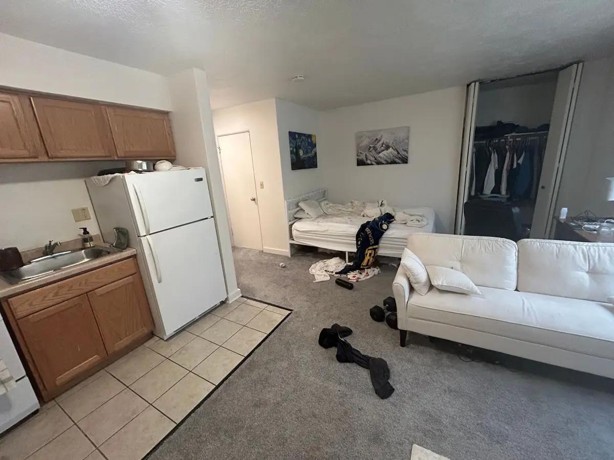 undefined apartments for rent - image - large (4).jpeg - 0