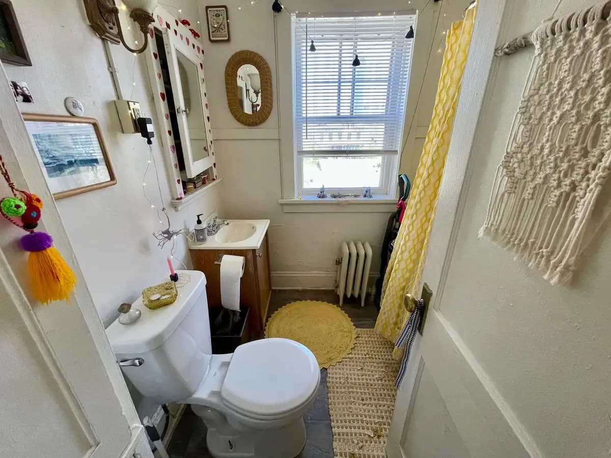 undefined apartments for rent - image - large (17).jpeg - 0