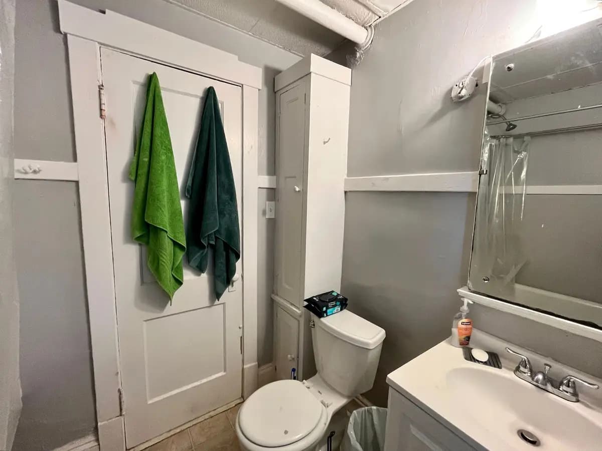 undefined apartments for rent - image - large (28).jpeg - 3