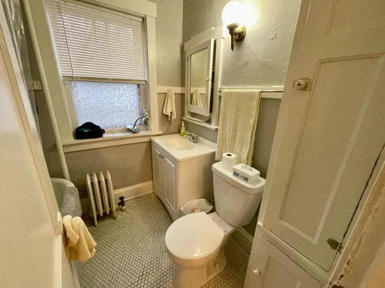 undefined apartments for rent - image - large (38).jpeg