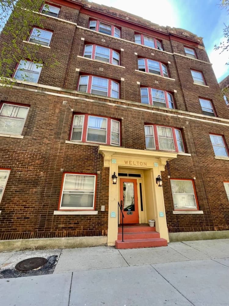 undefined apartments for rent - image - large (9).jpeg