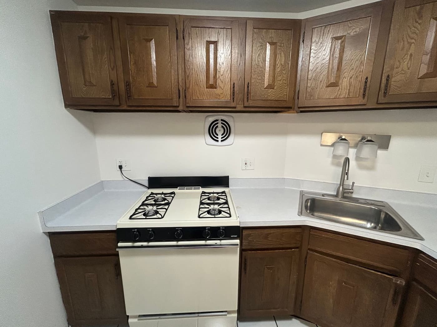 undefined apartments for rent - image - large (1).jpeg - 0