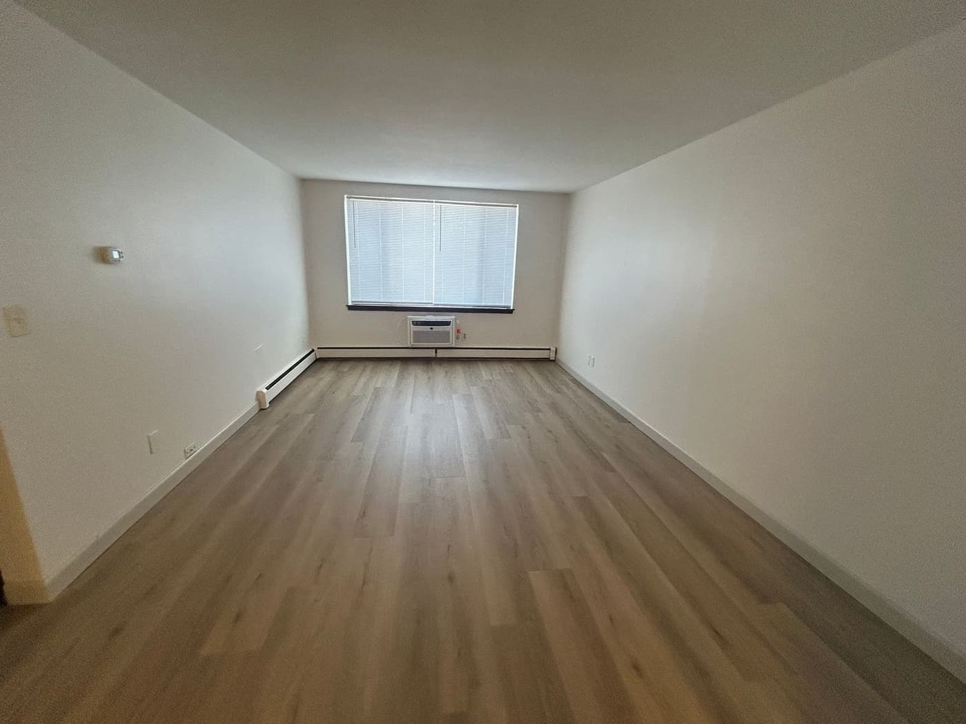 undefined apartments for rent - image - large (11).jpeg - 2