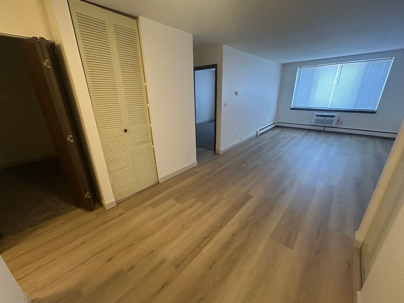 undefined apartments for rent - image - large (12).jpeg - 3