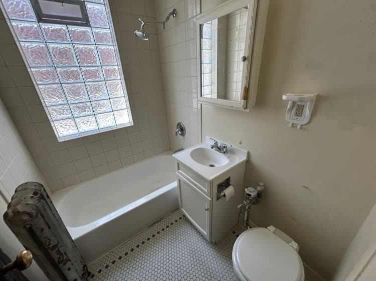 undefined apartments for rent - image - large (14).jpeg