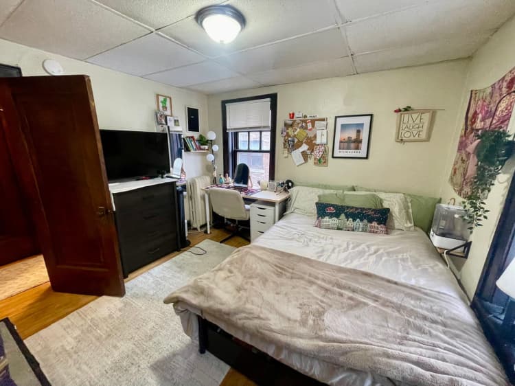 undefined apartments for rent - image - large (26).jpeg