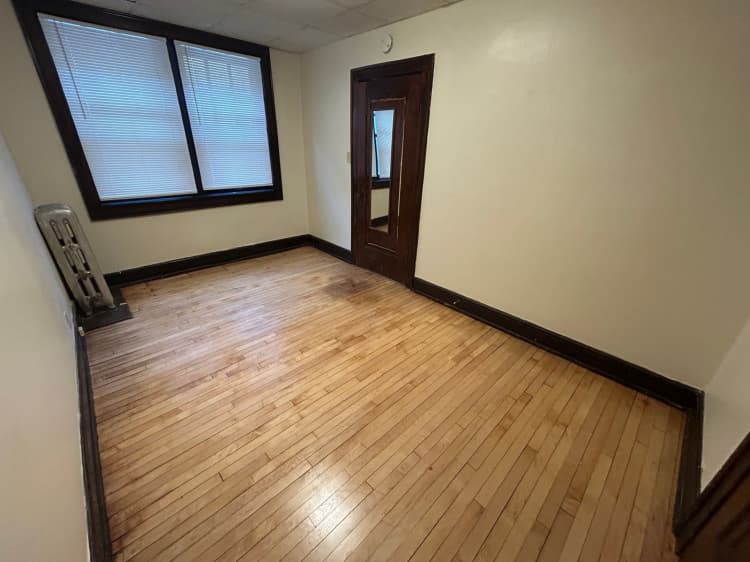 undefined apartments for rent - image - large (9).jpeg