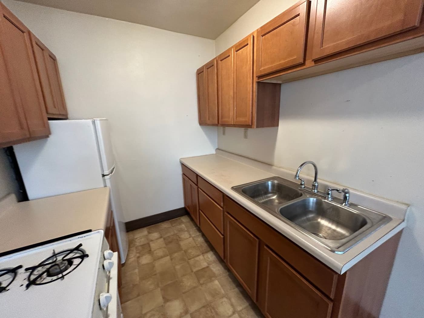 undefined apartments for rent - image - large.jpeg - 2