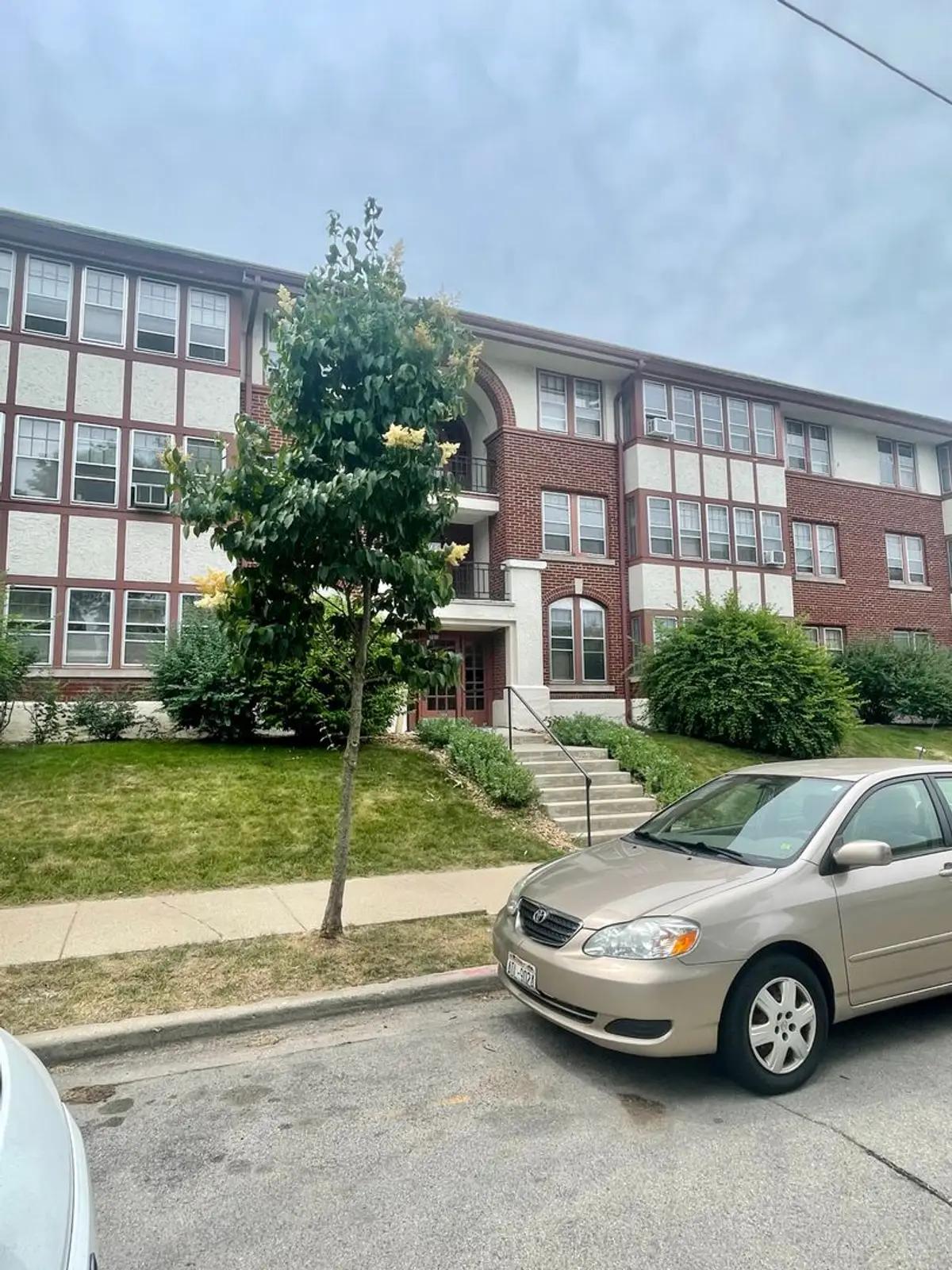 undefined apartments for rent - image - large (10).jpeg - 1