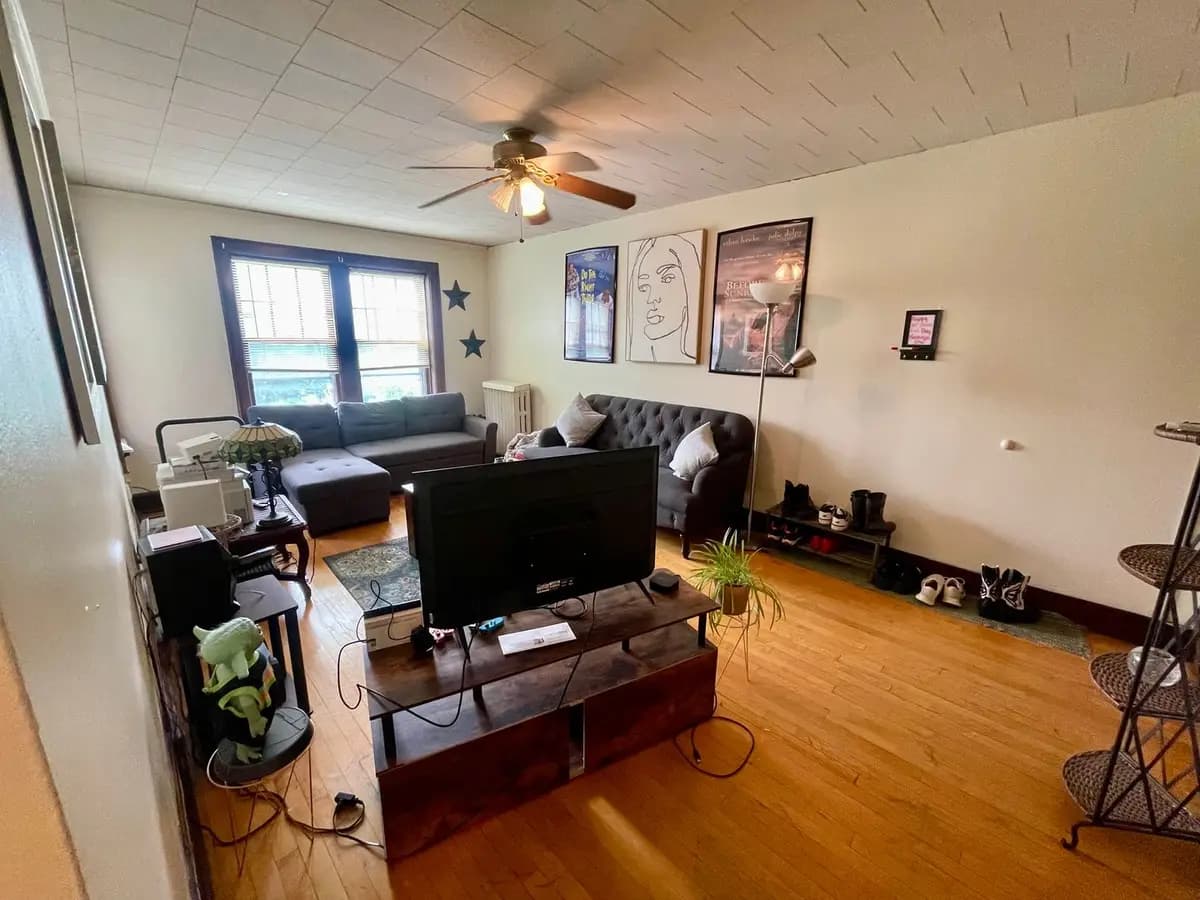 undefined apartments for rent - image - large (1).jpeg - 0