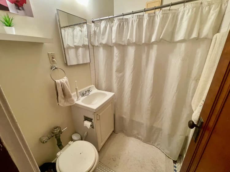 undefined apartments for rent - image - large (19).jpeg
