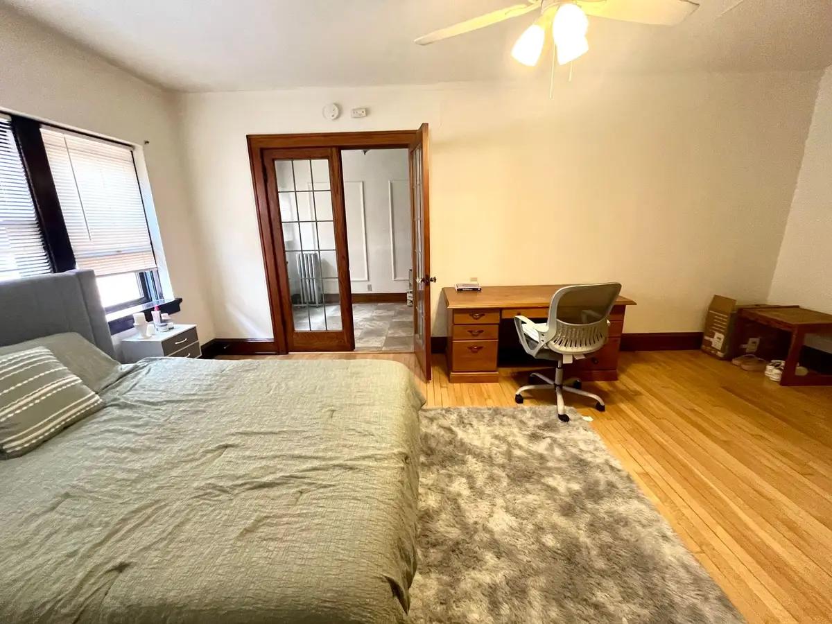 undefined apartments for rent - image - large (12).jpeg - 3