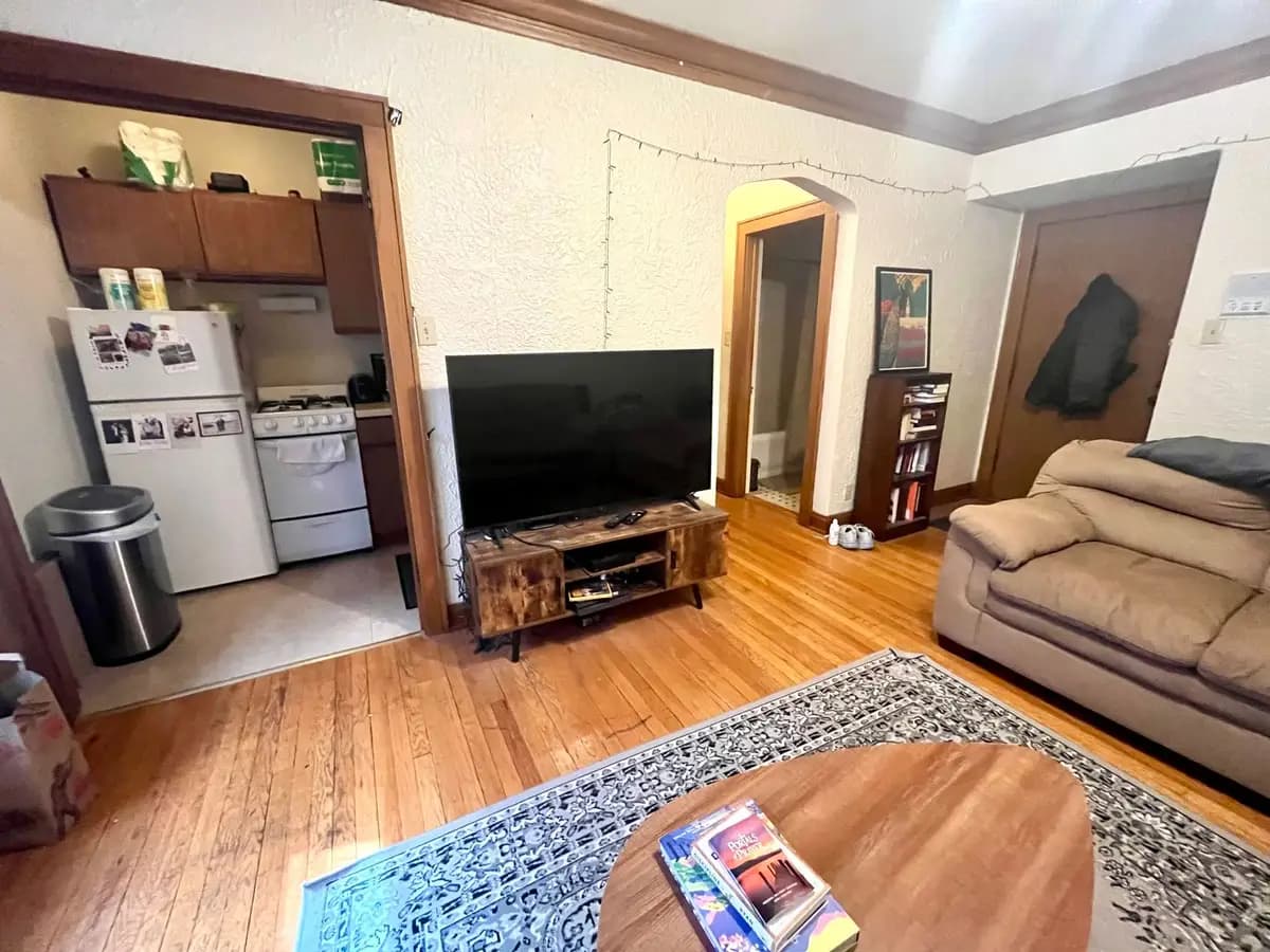 undefined apartments for rent - image - large (12).jpeg